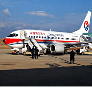 哈尔滨航空托运航空快运业稳步发展的原因是什么？